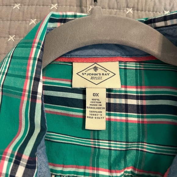(Bundle 2 for $20) St. John's Bay Women’s Plaid Button Down Shirt - Picture 5 of 5